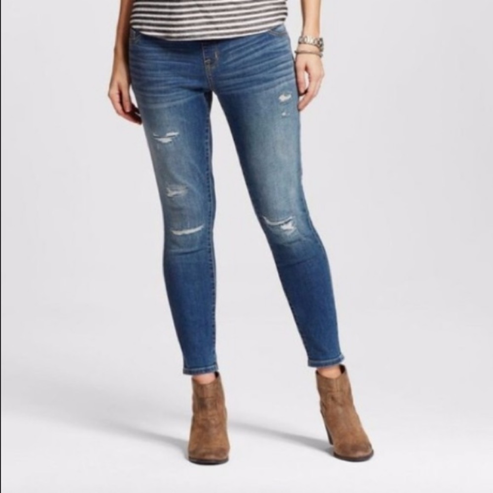 Liz Lange Maternity Skinny Ankle Jeans